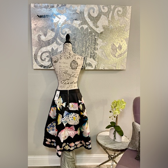 SP Skirt - Picture 2 of 4